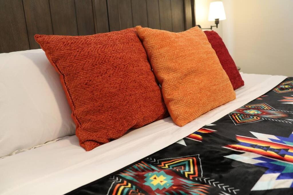 Сasa de vacaciones Cowboy Den-hot Tub-game Room-pet Friendly-no Pet Fees! Albuquerque