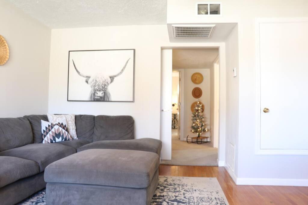 Сasa de vacaciones Cowboy Den-hot Tub-game Room-pet Friendly-no Pet Fees! Albuquerque