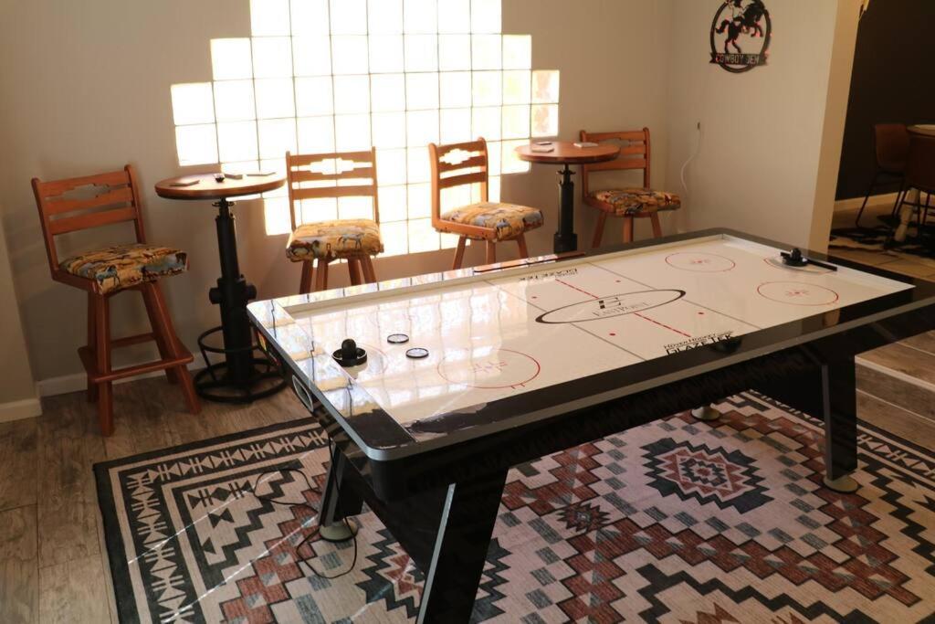 Cowboy Den-hot Tub-game Room-pet Friendly-no Pet Fees! Casa vacanze Albuquerque